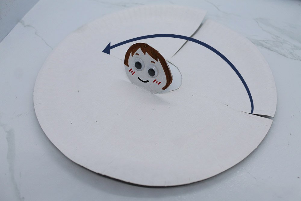 How to Make a Paper Plate Angel - Step 11