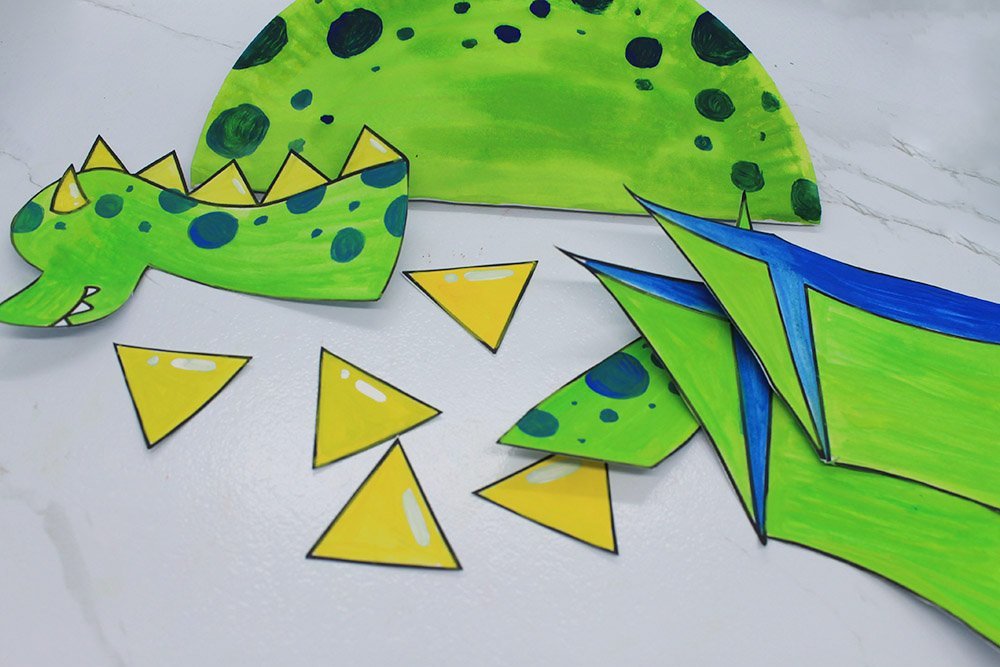 How to Make a Paper Plate Dragon - Step 17