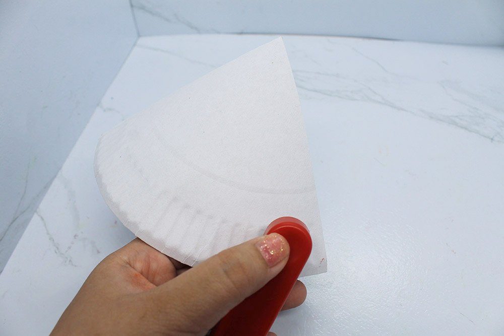 How to Make a Paper Plate Fox - Step 8