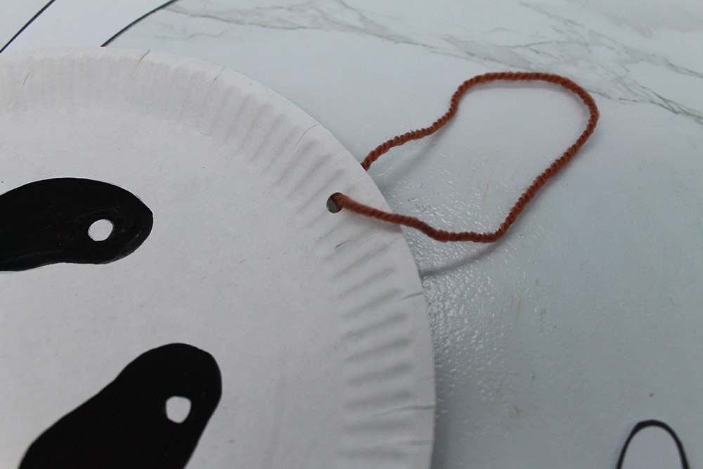 How to Make a Paper Plate Ghost - Step 16