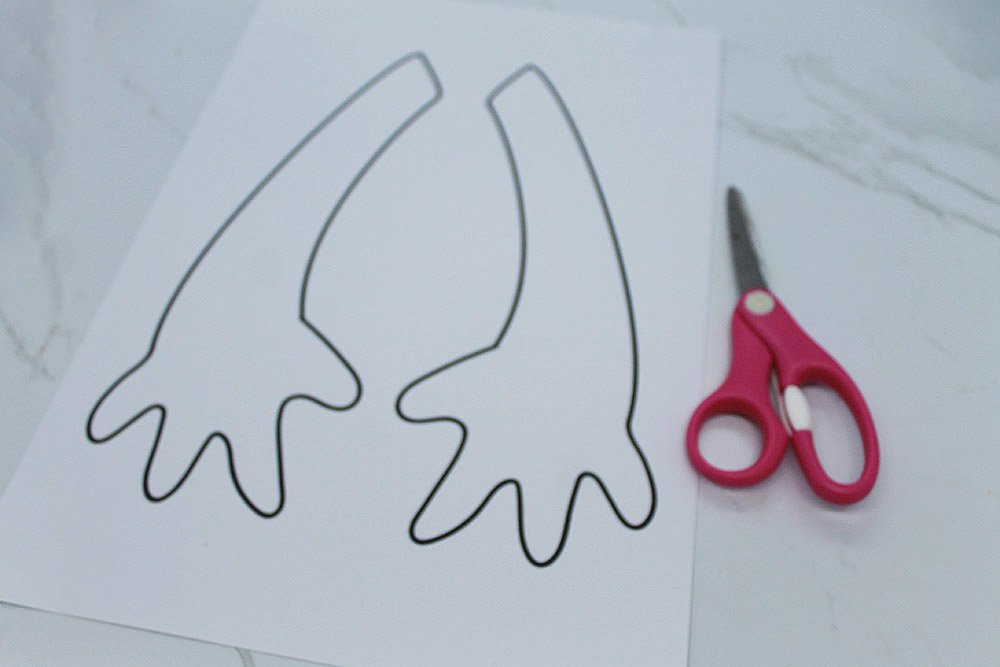 How to Make a Paper Plate Ghost - Step 6