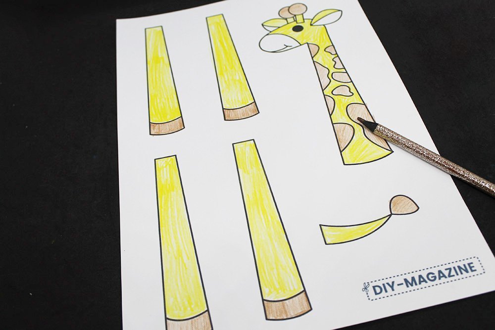 How to Make a Paper Plate Giraffe - Step 3
