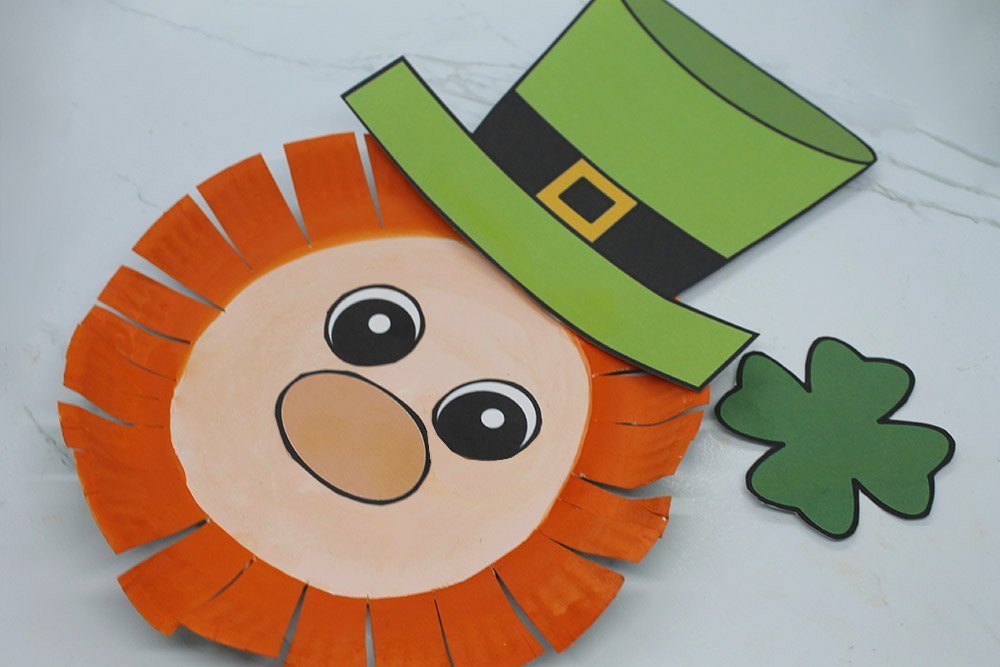 How to Make a Paper Plate Leprechaun - Step 13