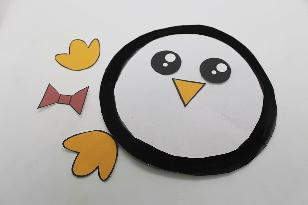 How to Make a Paper Plate Penguin - Step 11