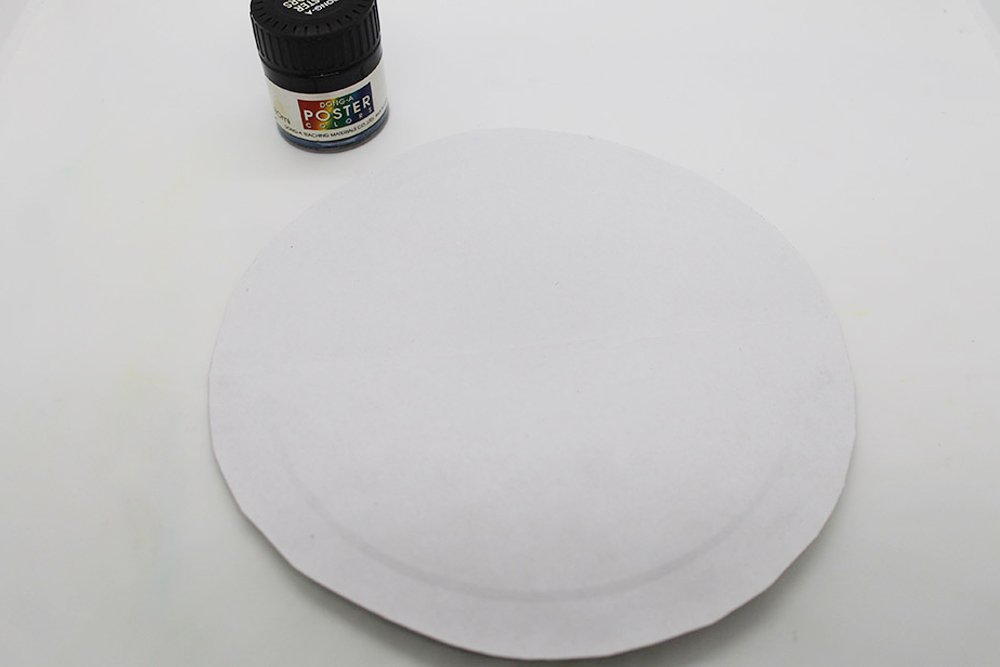 How to Make a Paper Plate Penguin - Step 5