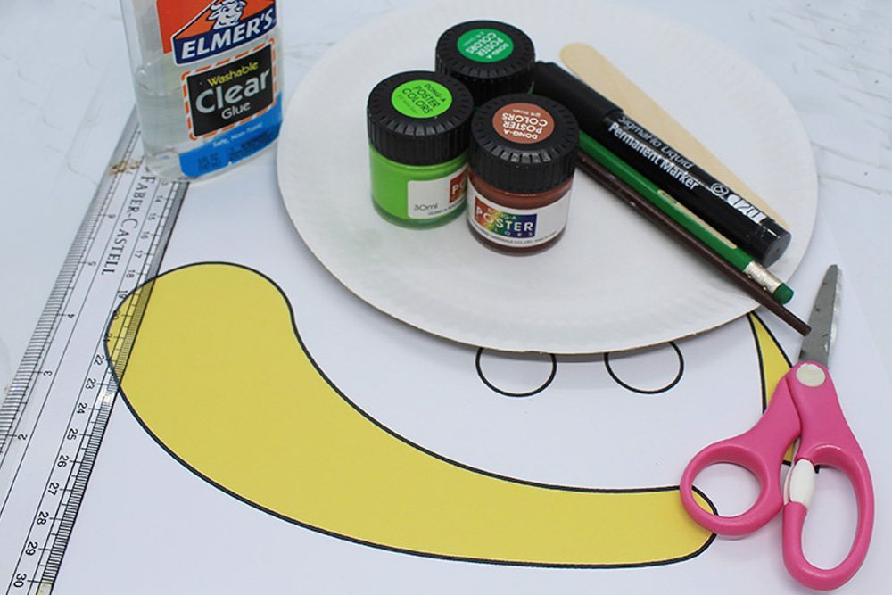 How to Make a Paper Plate Snail - Materials