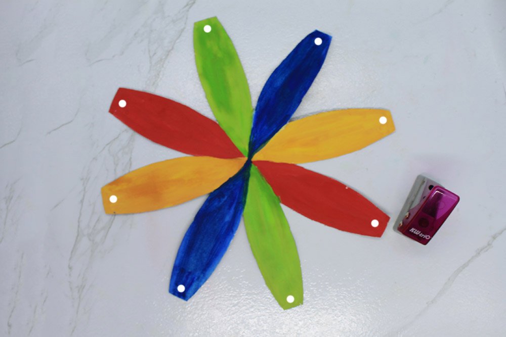 How To Make a Paper Plate Beach Ball - Step 15