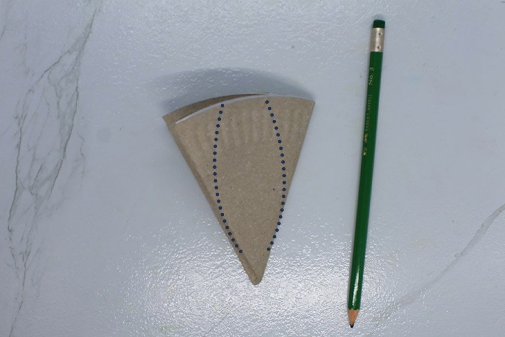 How To Make a Paper Plate Beach Ball - Step 4