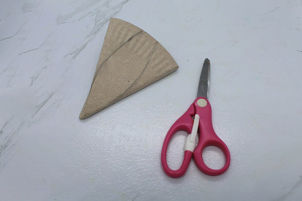 How To Make a Paper Plate Beach Ball - Step 5