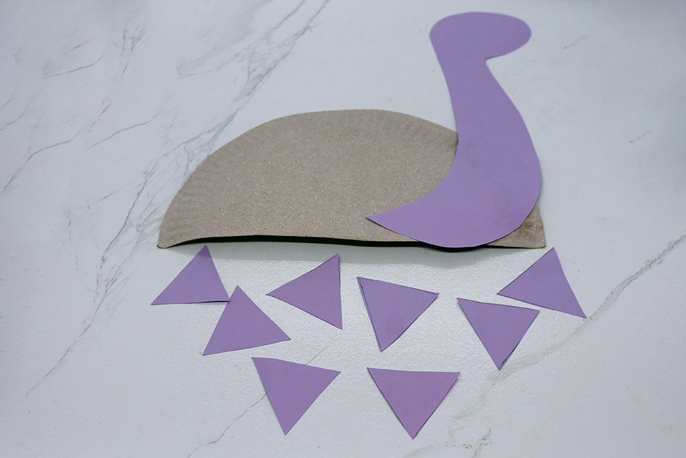 How To Make a Paper Plate Dinosaur - Step 16