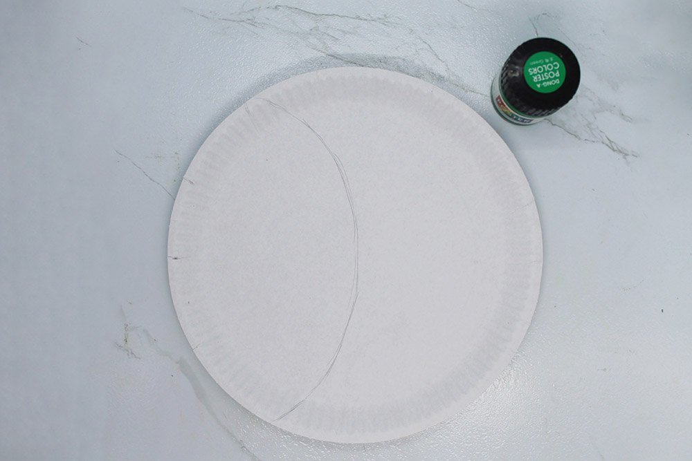 How to Make a Paper Plate Bird - Step 02
