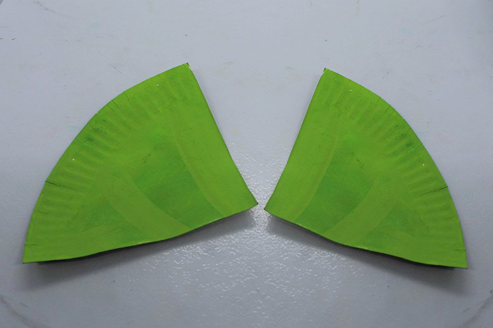How to Make a Paper Plate Bird - Step 023