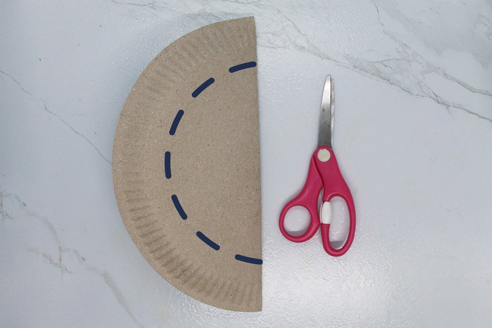 How to Make a Paper Plate Bird - Step 06a