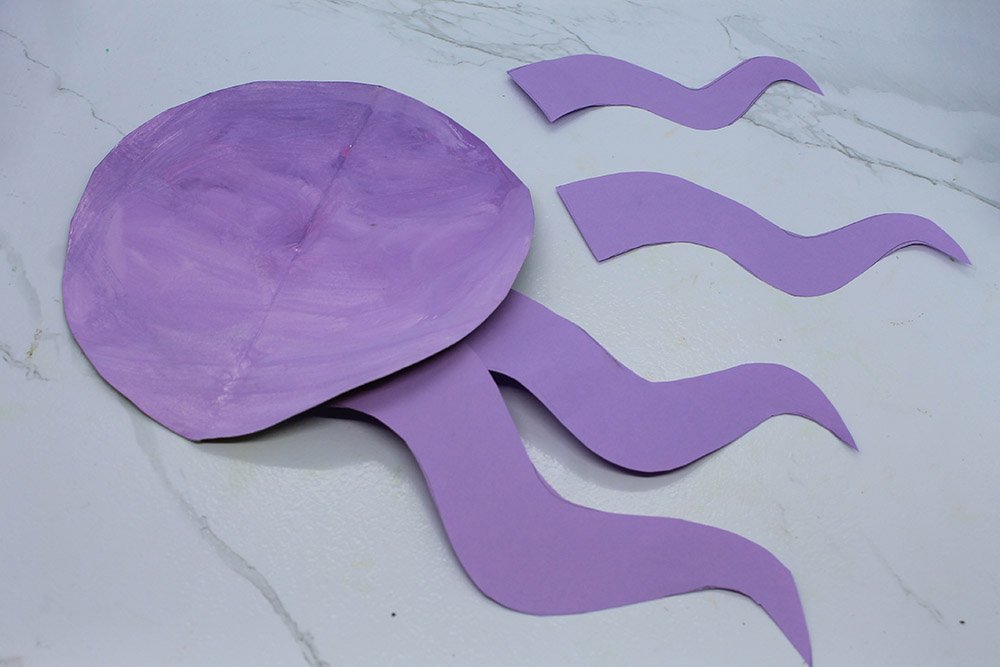How to Make a Paper Plate Octopus - Step 15