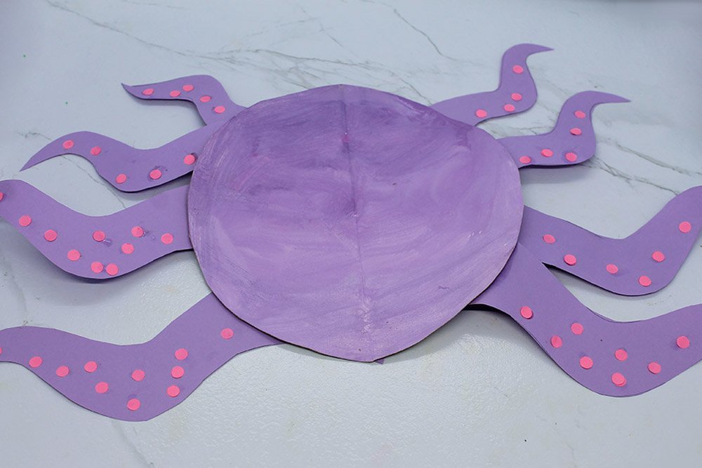 How to Make a Paper Plate Octopus - Step 21