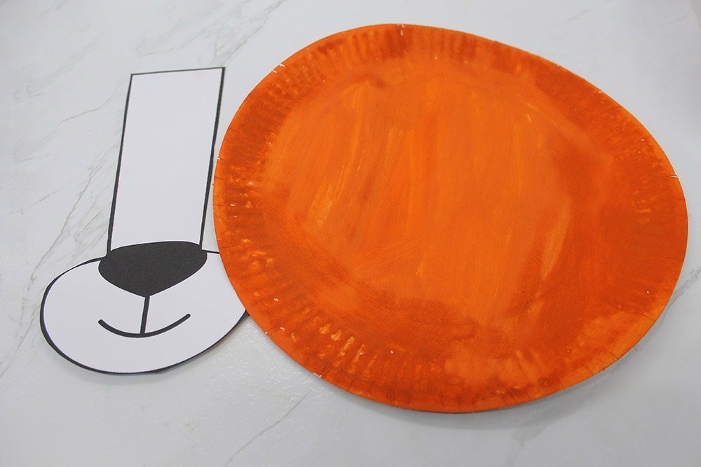 How to Make a Paper Plate Tiger - Step 6