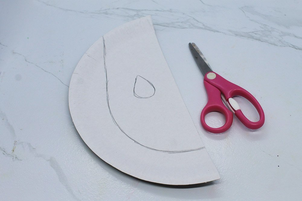 How to Make a Paper Plate Umbrellla - Step 12