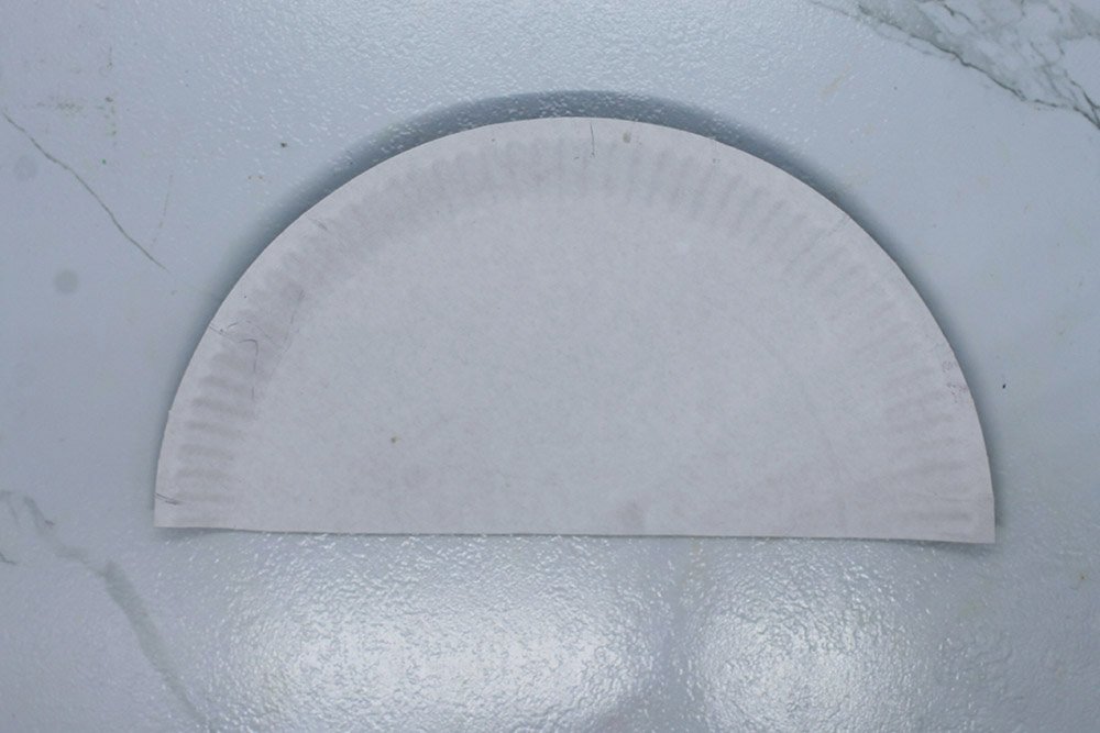How to Make a Paper Plate Umbrellla - Step 2