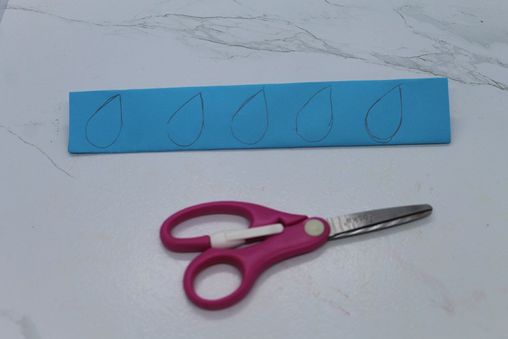 How to Make a Paper Plate Umbrellla - Step 20