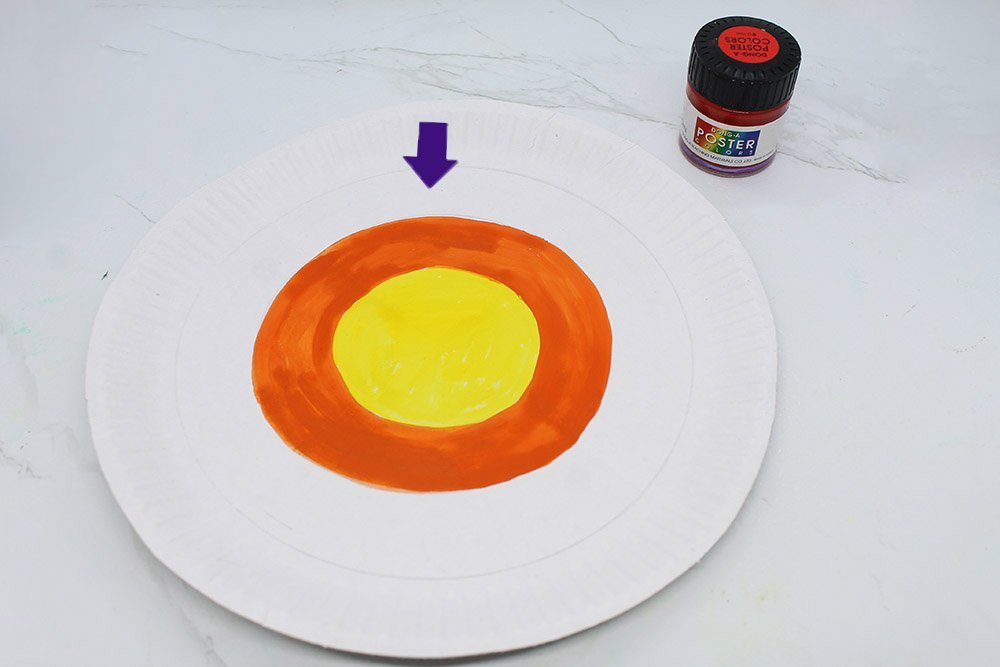 How to Make a Paper Plate Earth - Step 04