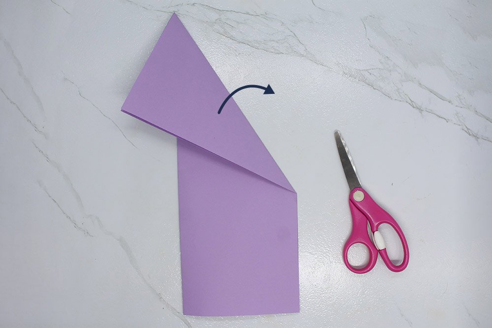 How to Make a Paper Plate Witch - Step 06