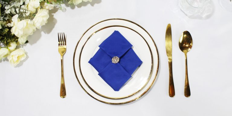 How to Make a Sophisticated Pendant Napkin Fold in Under a Minute