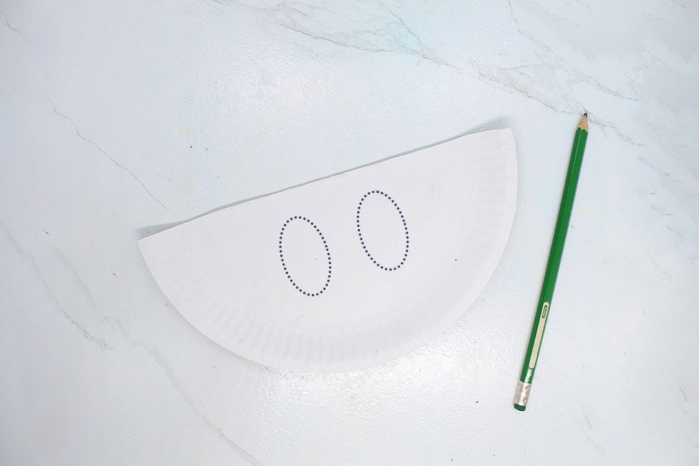 How to Make a Paper Plate Mouse - Step 16