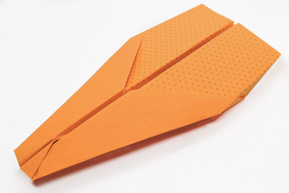 Simple-paper-airplane-Dollie-12
