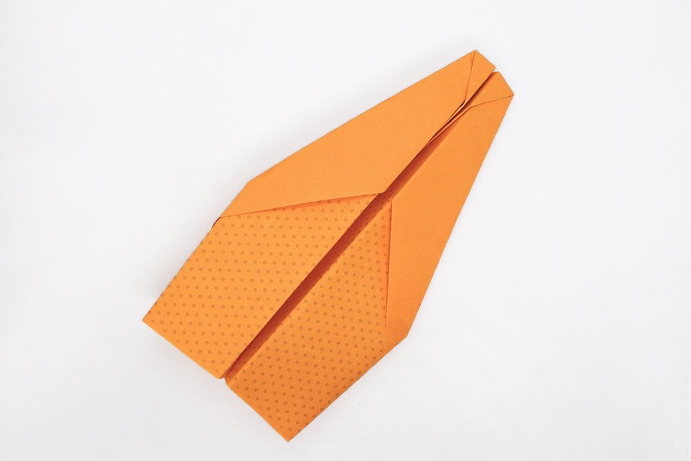 /Simple-paper-airplane-Dollie-13