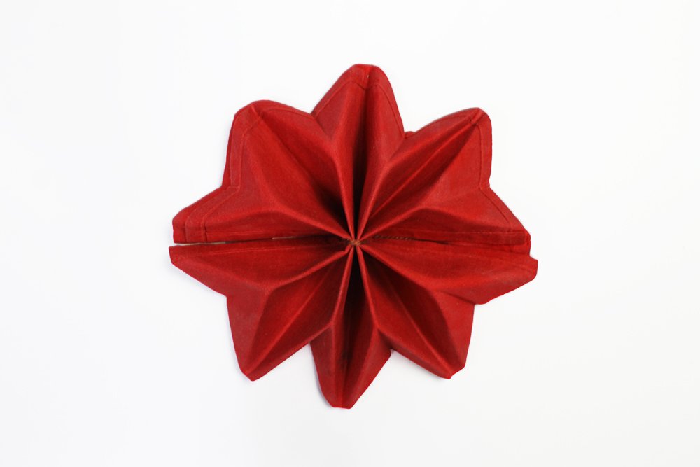 christmas_napkin_folding_star_step_finished