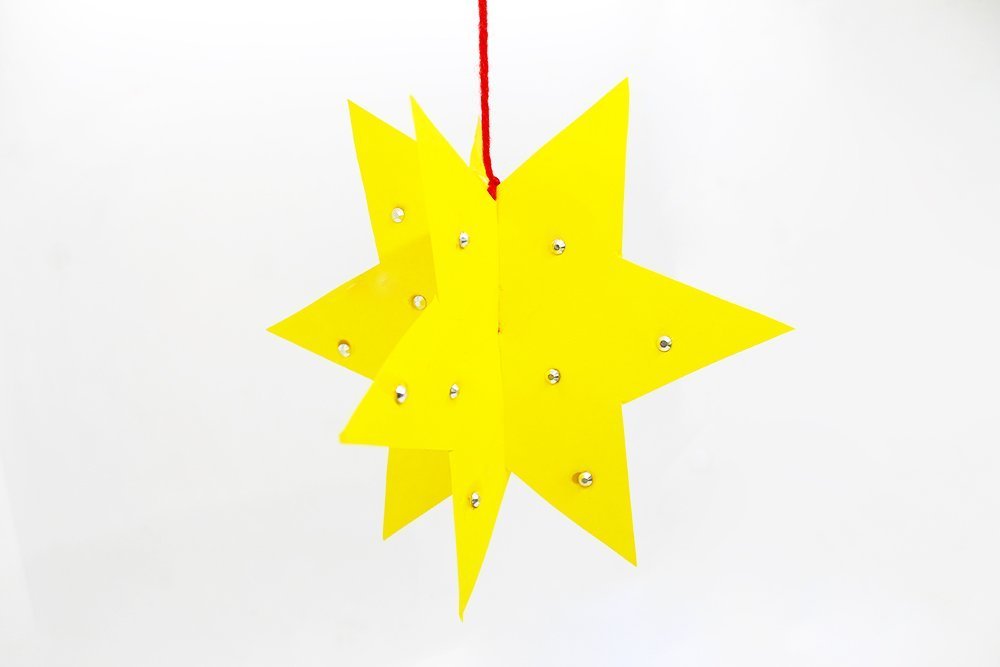 how_to_make_a_printable_3d_paper_star_finished