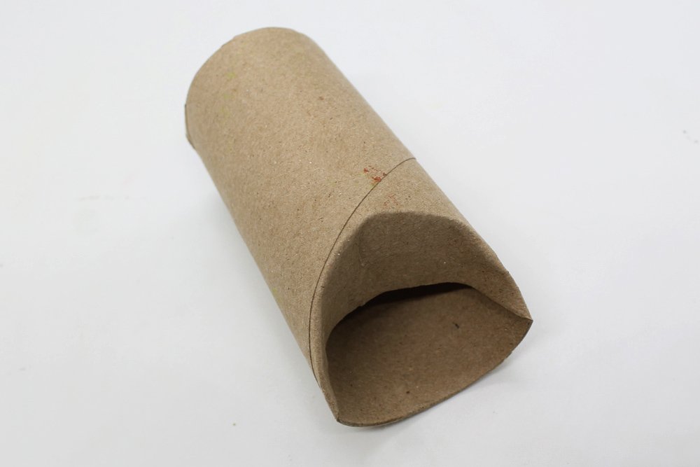 toilet_paper_roll_crafts_for_kids_step 2