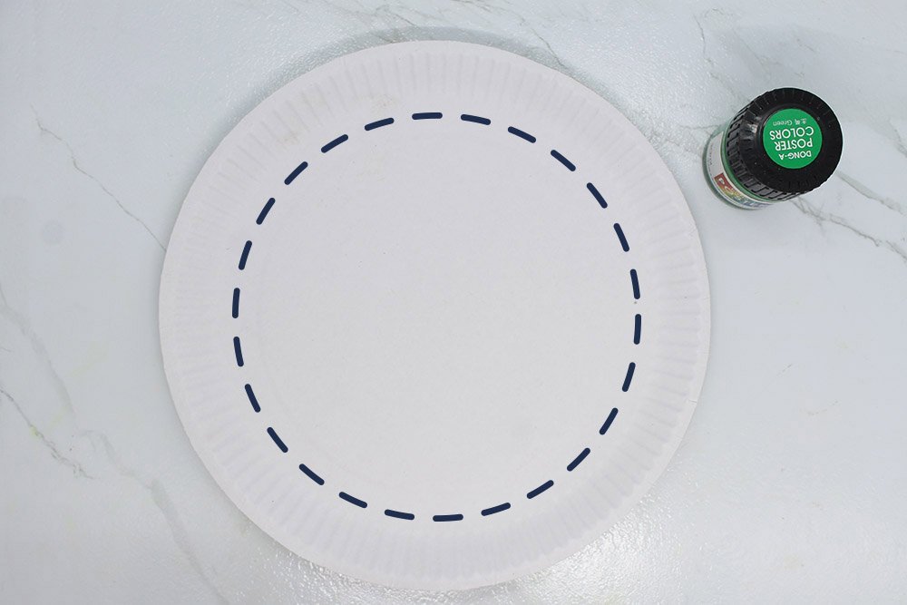 How To Make a Paper Plate Duck - Step 01