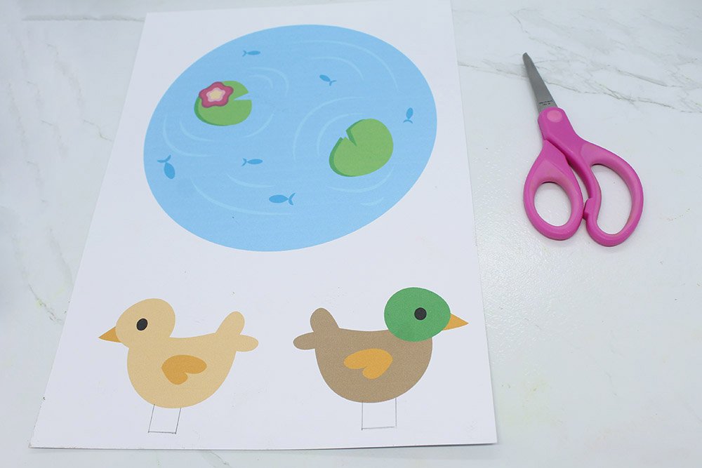 How To Make a Paper Plate Duck - Step 04