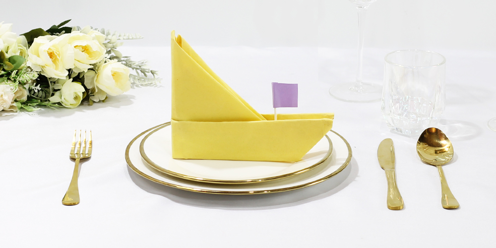 sailboat napkin fold