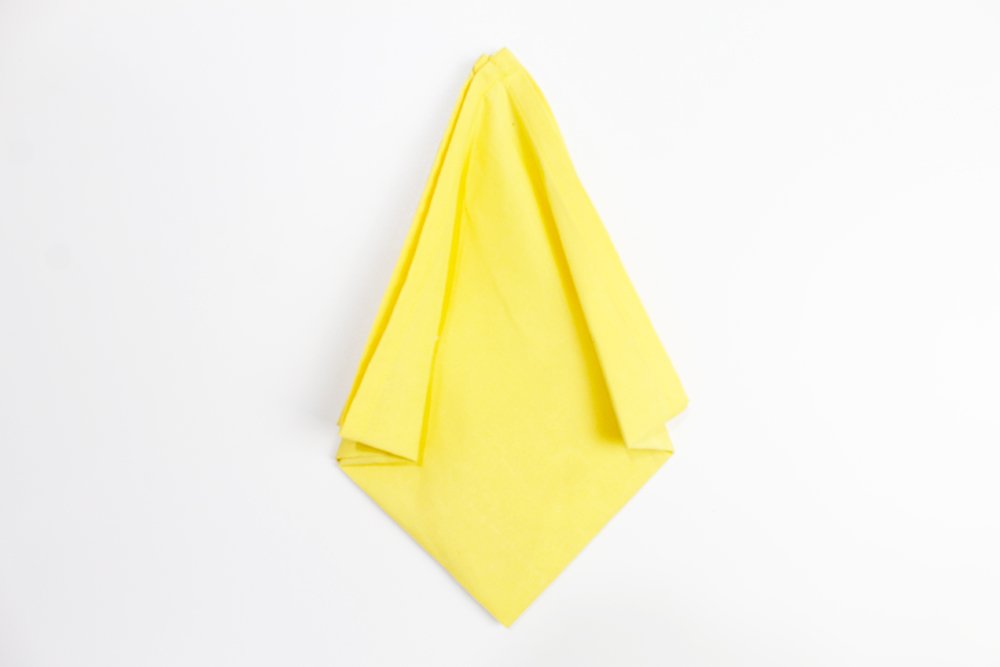 how_to_fold_octopus_napkins_step_6