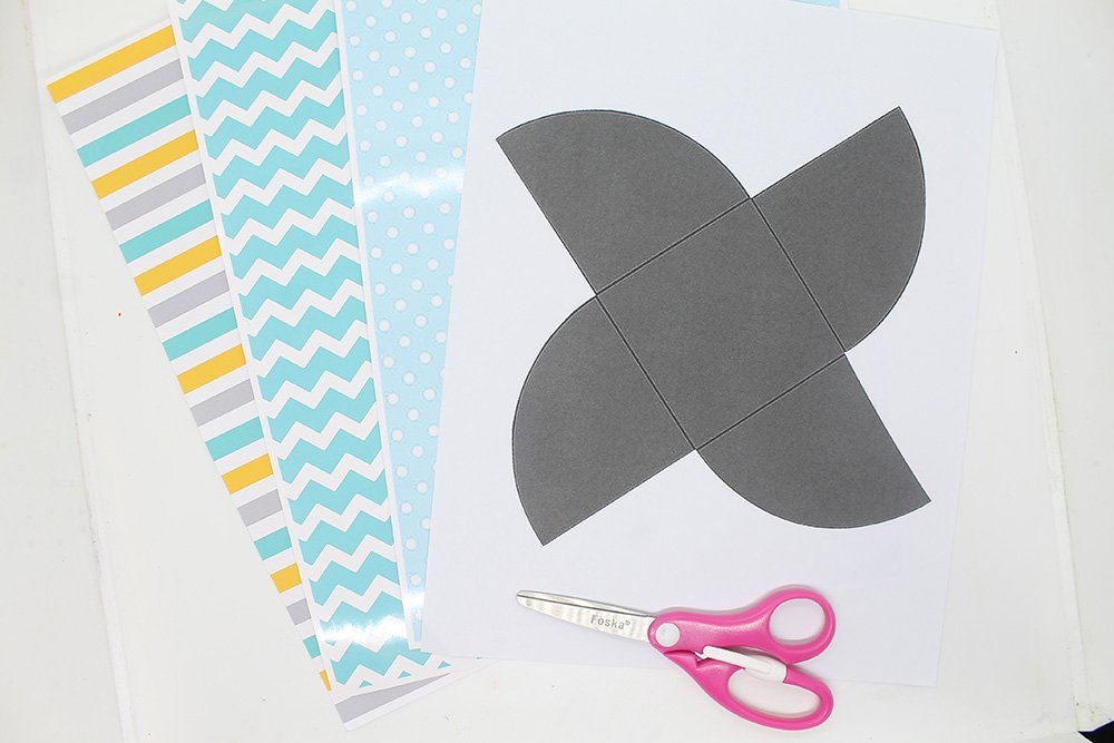 how_to_make_a_flower_shaped_gift_box_materials