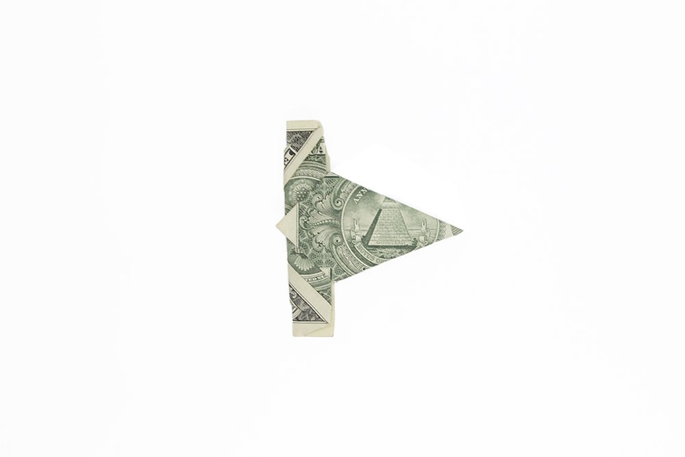 how_to_make_an_origami_money_star_step_12