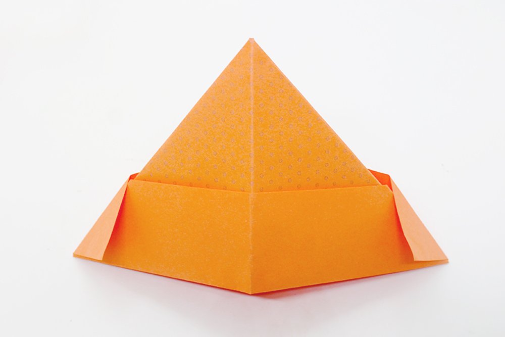 origami_hat_instruction_finished