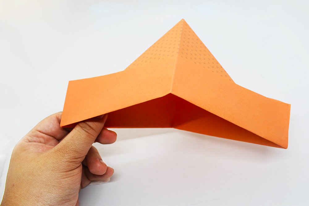 origami_hat_instruction_step_10