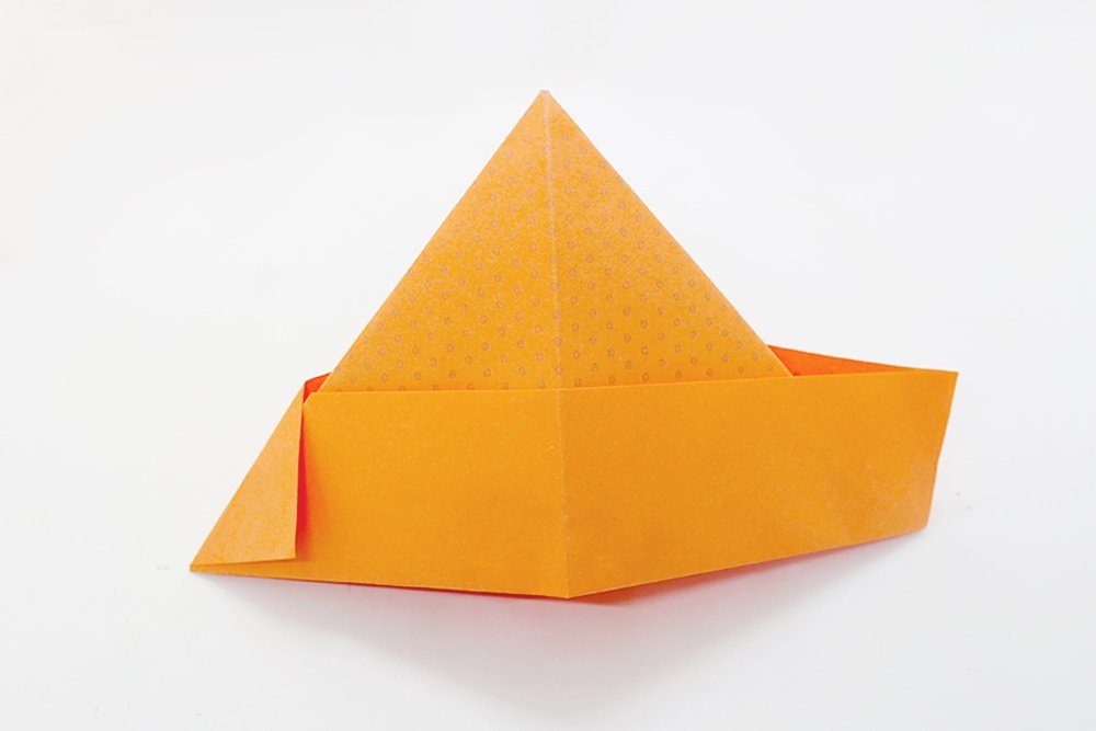 origami_hat_instruction_step_15