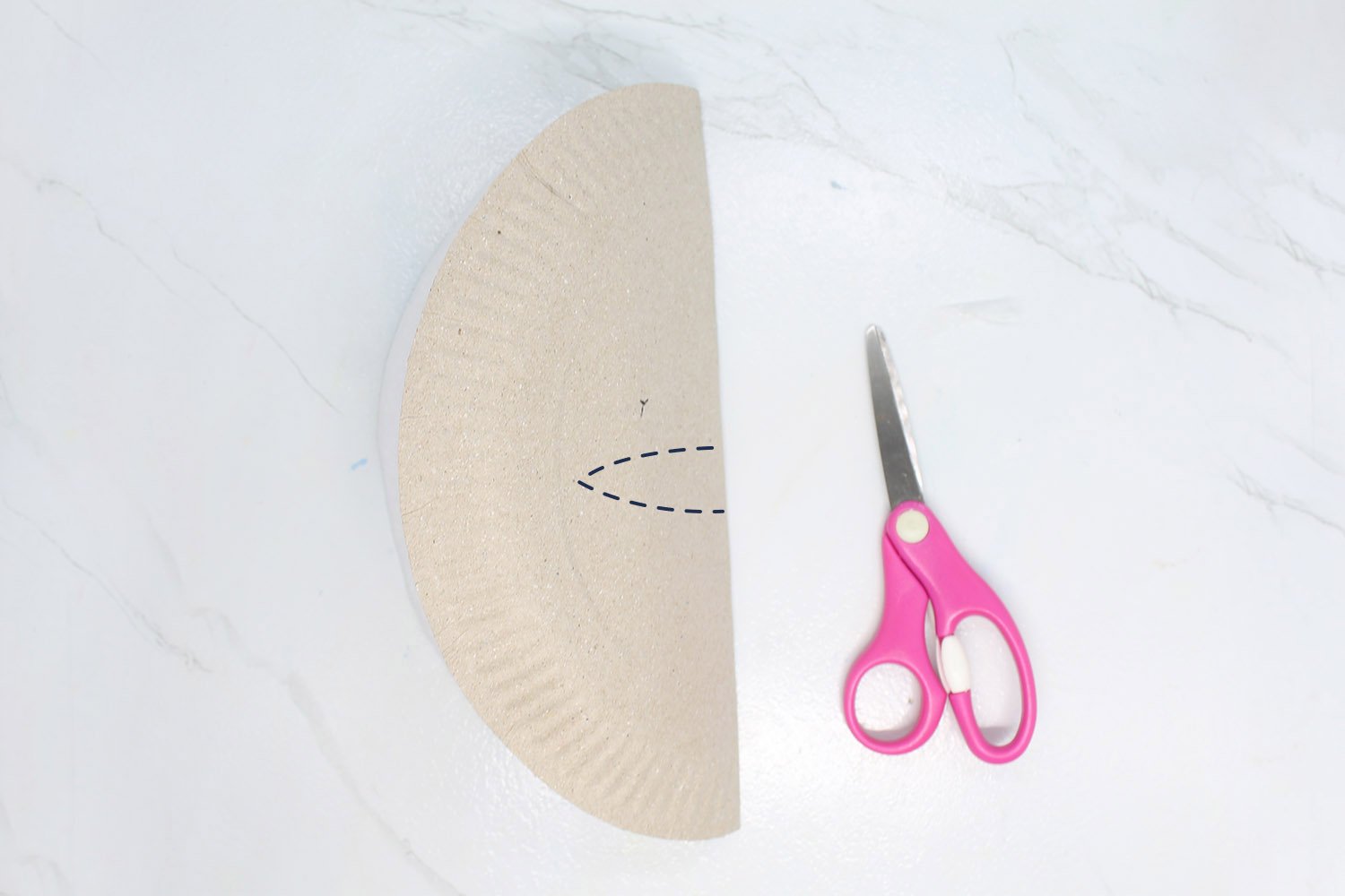 how- to-make -a-groundhog-paper-plate-craft-step-2