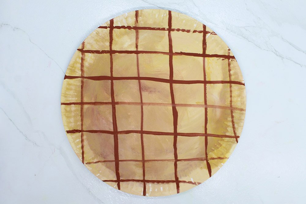 how-to-make-a-paper-plate-ice-cream-craft-step 3