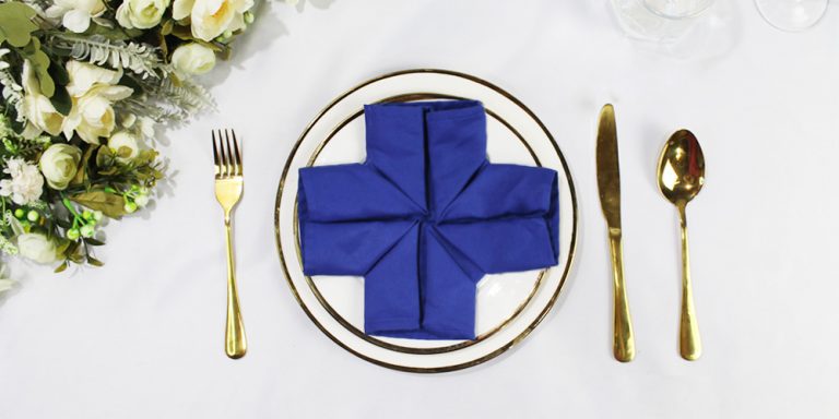 How to Make the Cross Napkin Fold | Awesome Surprise