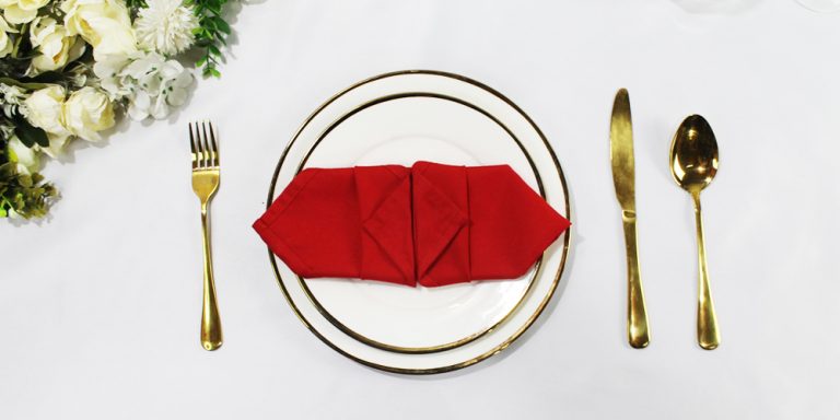 Discover How to Make a Double Arrow Napkin Fold