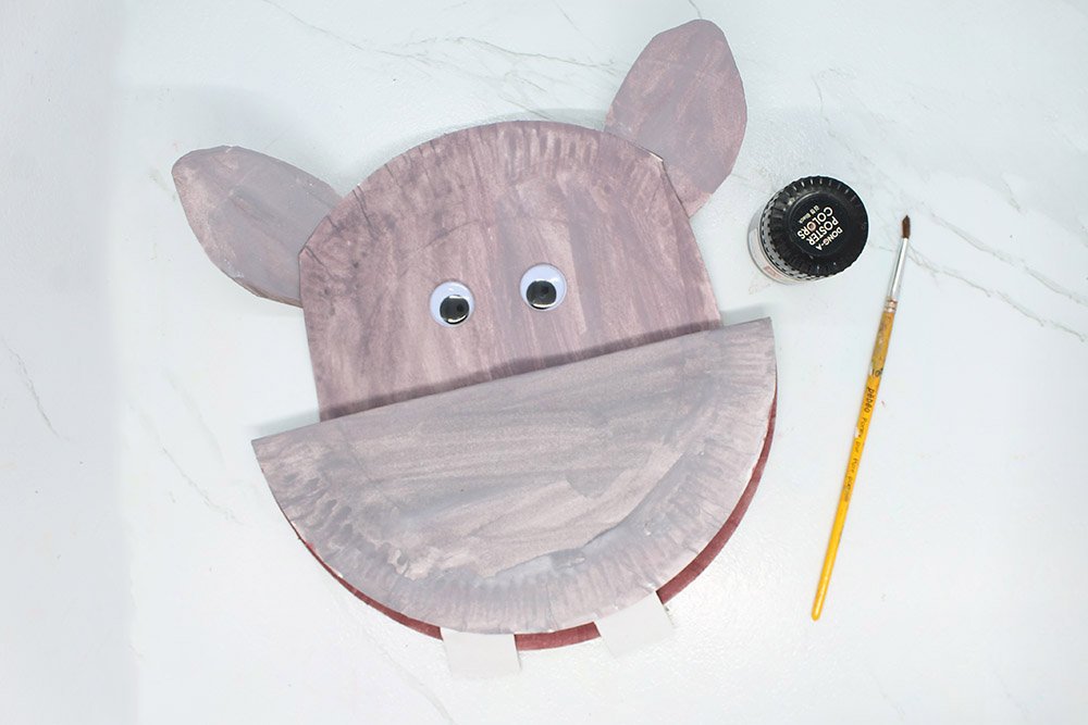 how_to_make_a_paper_plate_hippo_step 27