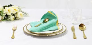 Sydney Opera House Napkin Fold Guide - Thumbnail