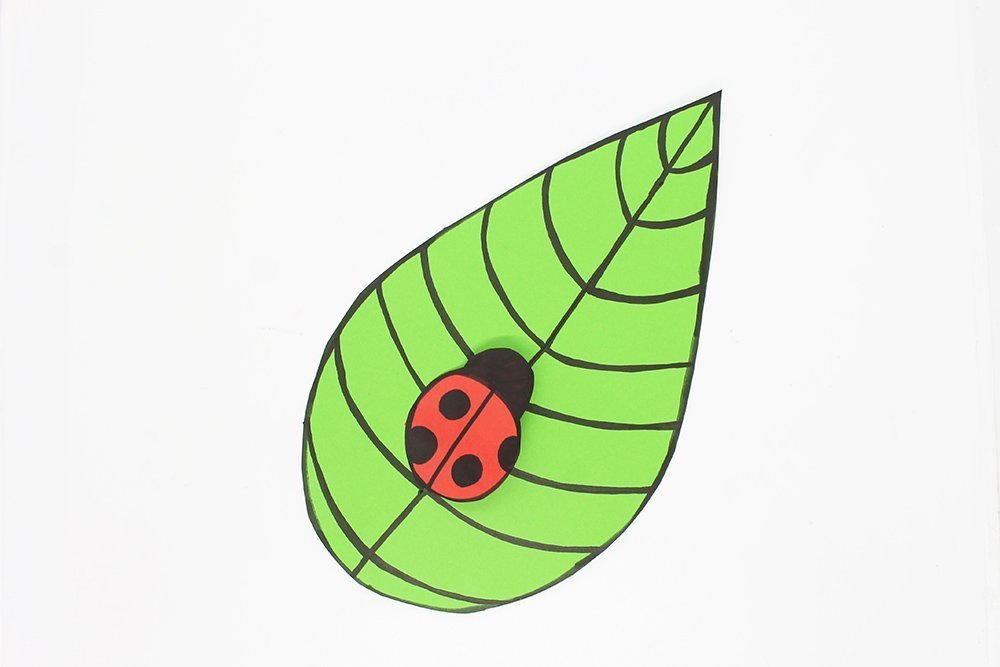 how_to_create_a_ladybug_on_a_leaf_crafts_for_toddlers_finished
