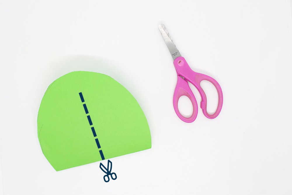 how_to_create_a_ladybug_on_a_leaf_crafts_for_toddlers_step_7