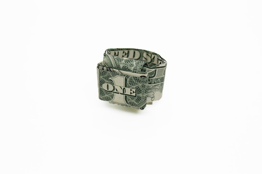 how_to_fold_a_dollar_into_a_ring_finished_A